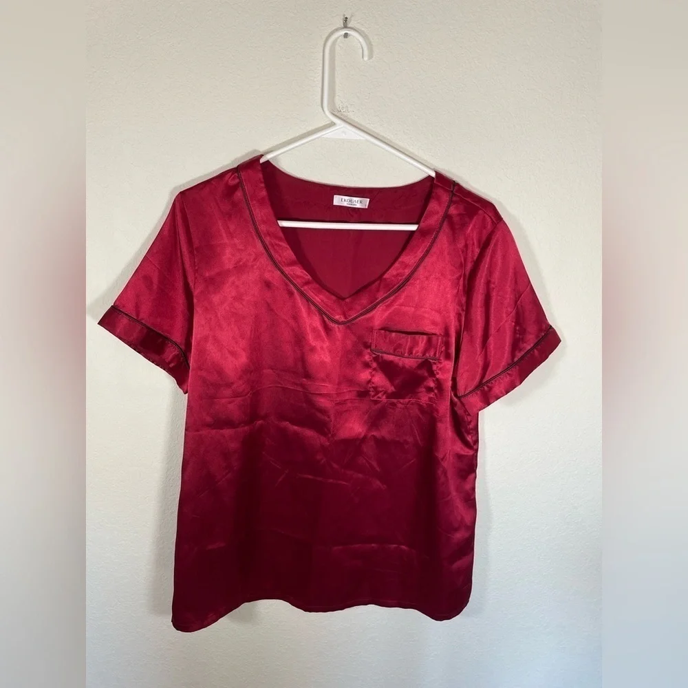 Ekouaer Red and Black Silky Women’s Pajamas